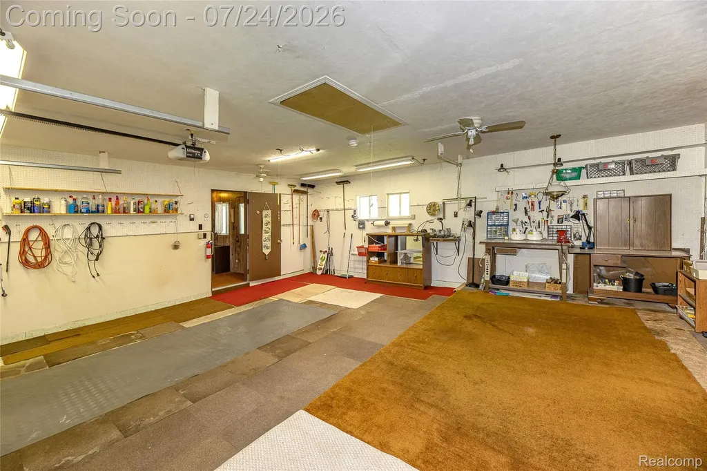 280 Kintyre Drive Oxford Charter Township MI 48371