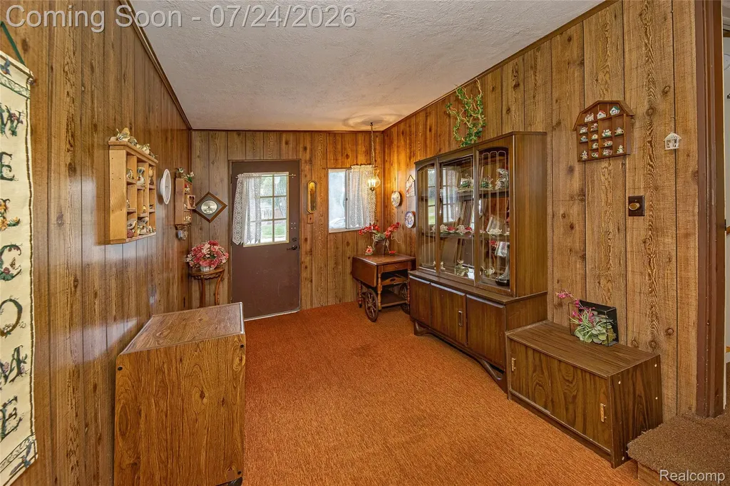 280 Kintyre Drive Oxford Charter Township MI 48371
