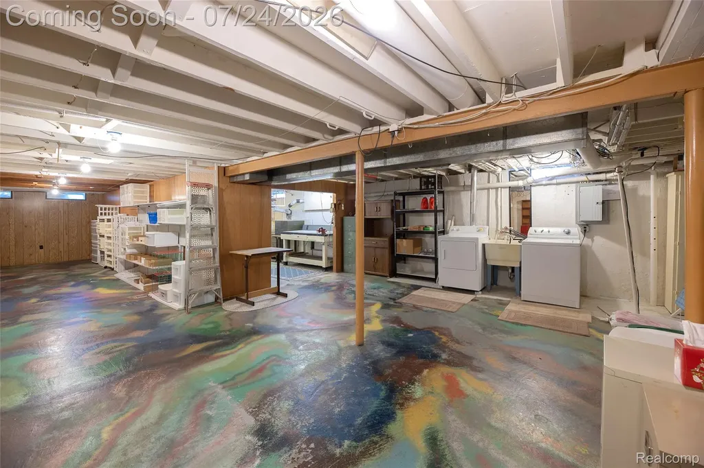 280 Kintyre Drive Oxford Charter Township MI 48371