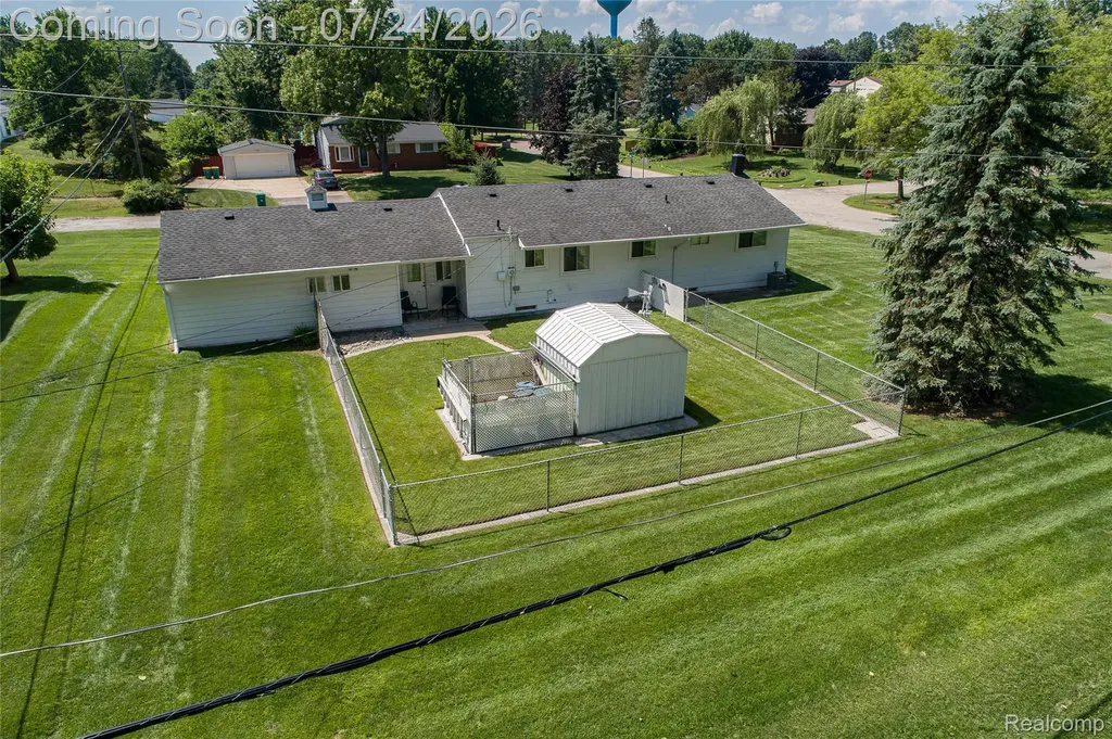 280 Kintyre Drive Oxford Charter Township MI 48371