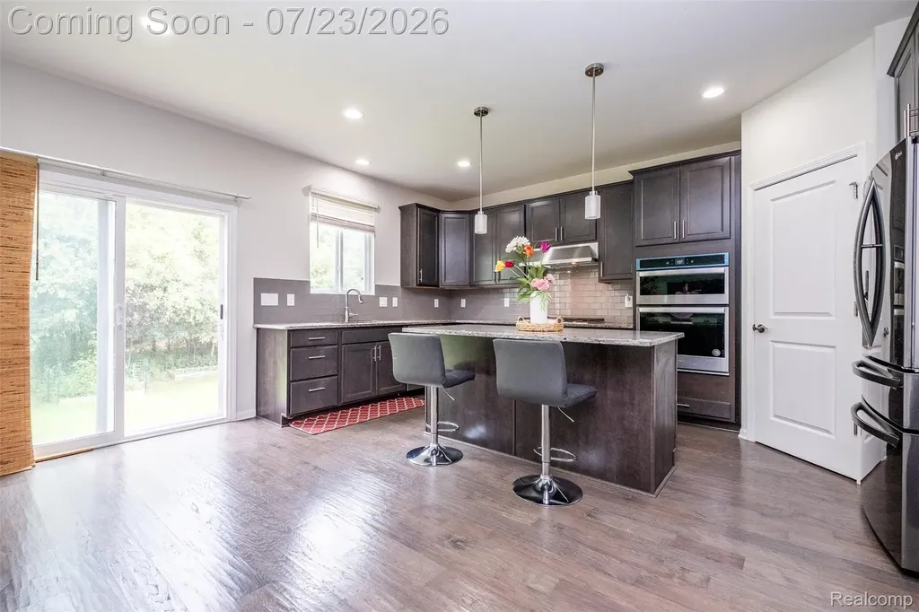28296 Verona Drive Novi City MI 48377