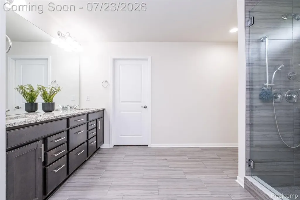 28296 Verona Drive Novi City MI 48377