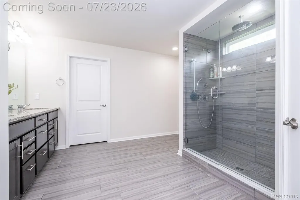 28296 Verona Drive Novi City MI 48377