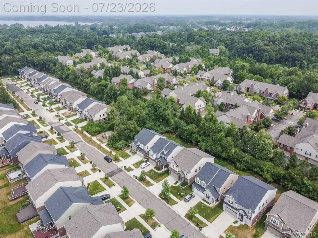 28296 Verona Drive Novi City MI 48377