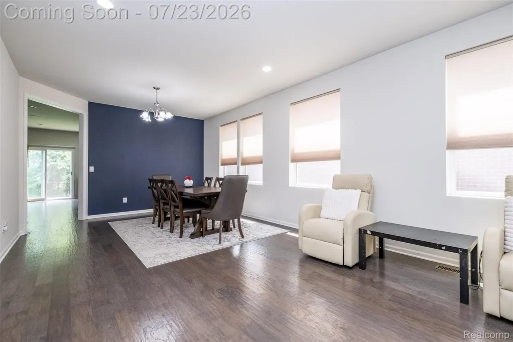 28296 Verona Drive Novi City MI 48377