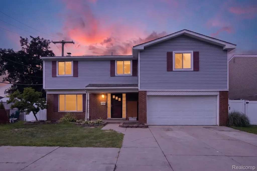 14075 Merriman Road Livonia City MI 48154