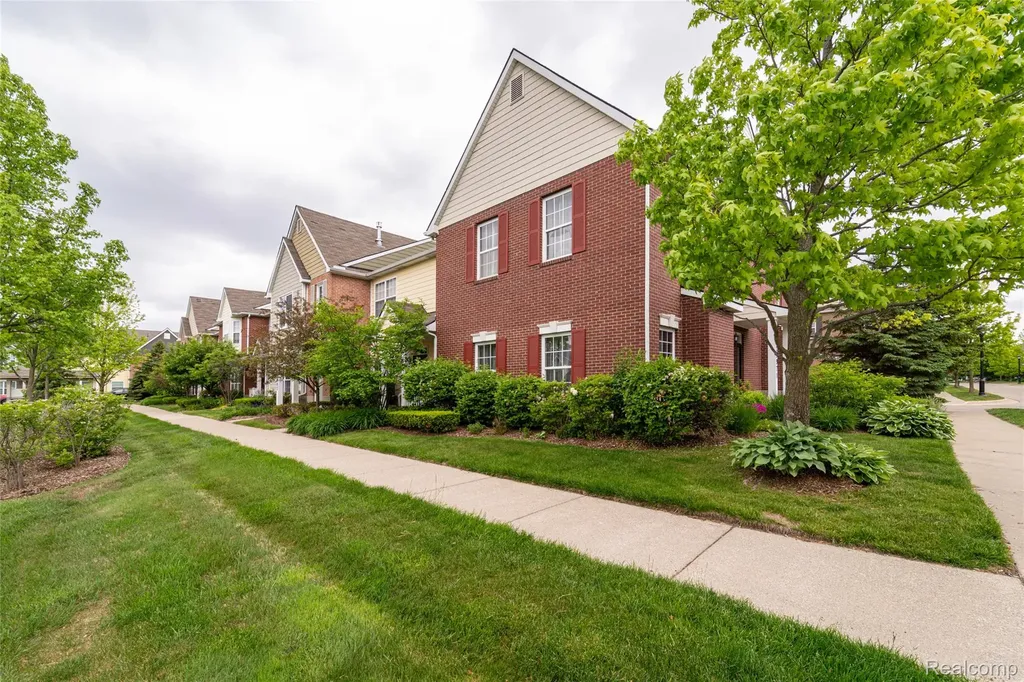 29987 Marigold Drive Southfield City MI 48076