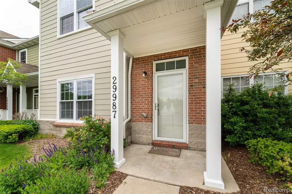 29987 Marigold Drive Southfield City MI 48076