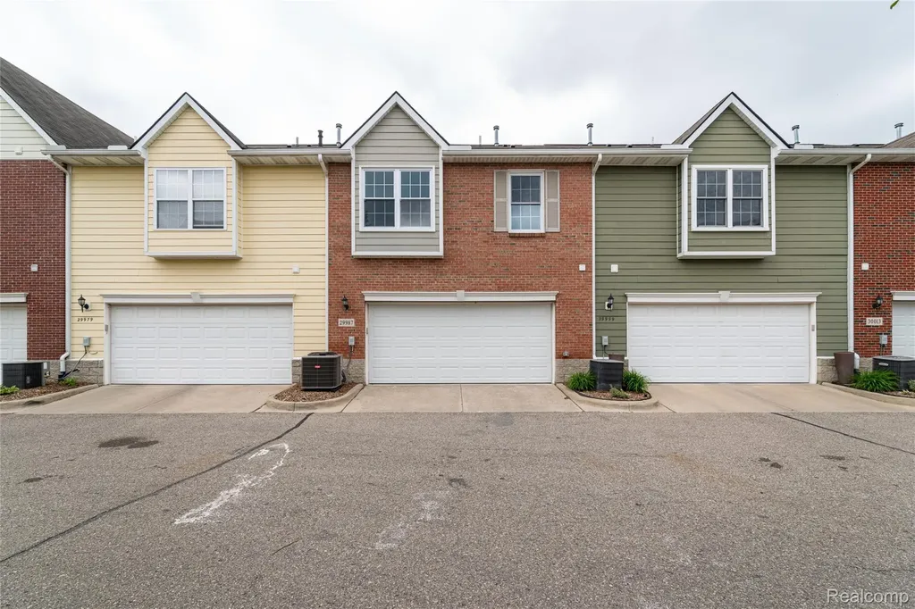 29987 Marigold Drive Southfield City MI 48076