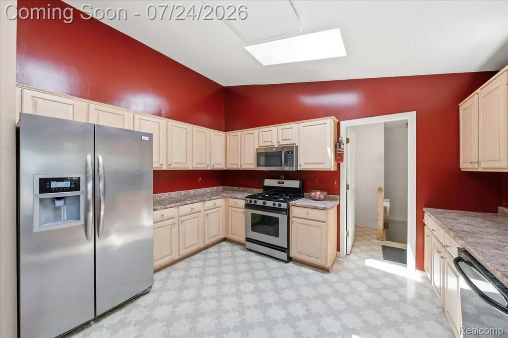 21700 Brookside South Drive Macomb Township MI 48044