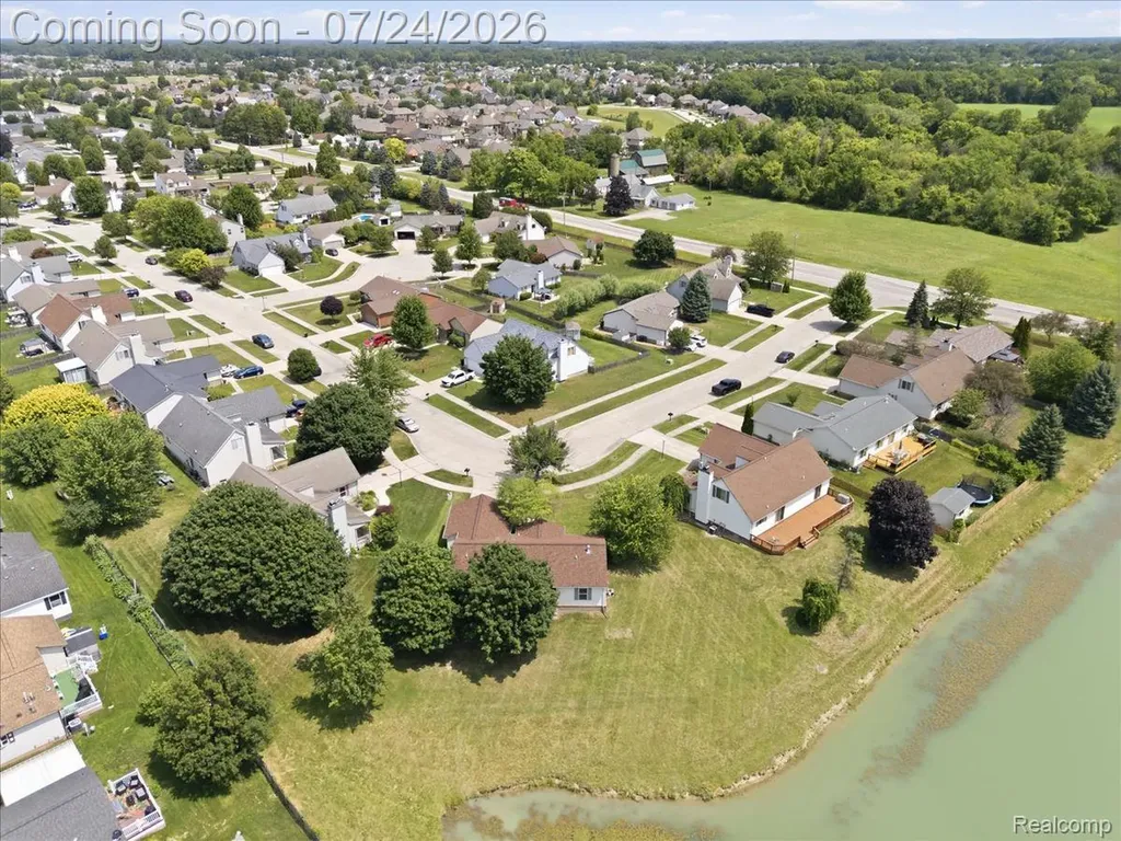 21700 Brookside South Drive Macomb Township MI 48044