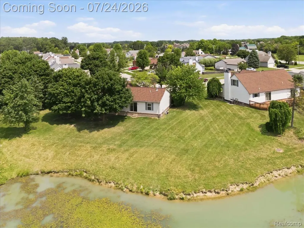 21700 Brookside South Drive Macomb Township MI 48044