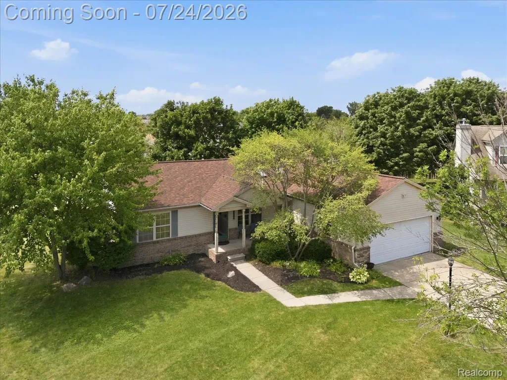 21700 Brookside South Drive Macomb Township MI 48044