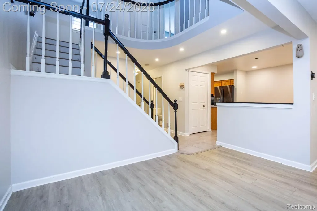 7 Parkplace W Allen Park City MI 48101