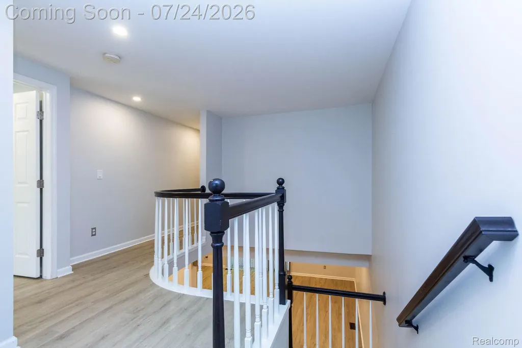 7 Parkplace W Allen Park City MI 48101