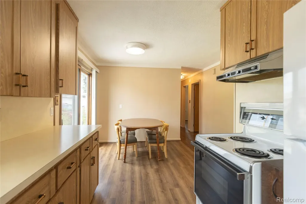 17108 Reno Street Riverview City MI 48193