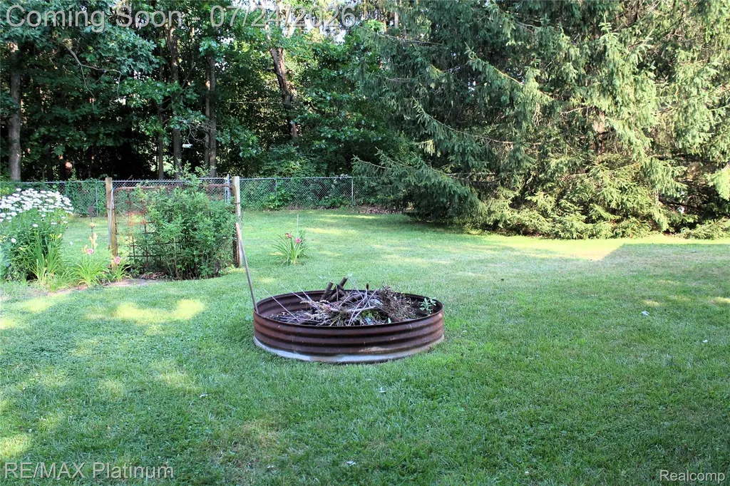 441 Cherokee Bend Genoa Township MI 48843