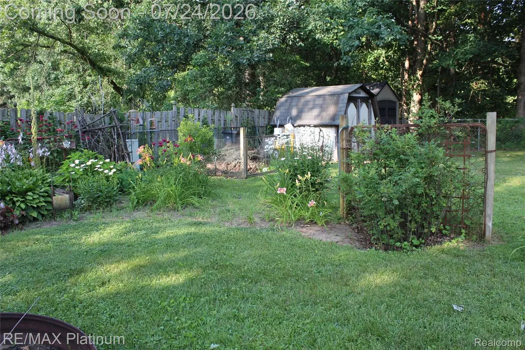 441 Cherokee Bend Genoa Township MI 48843