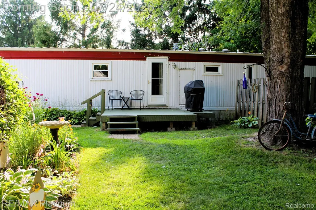 441 Cherokee Bend Genoa Township MI 48843