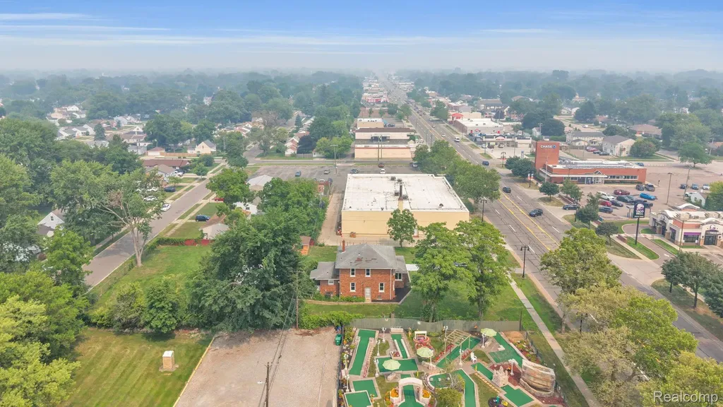 29016 Ford Road Garden City City MI 48135