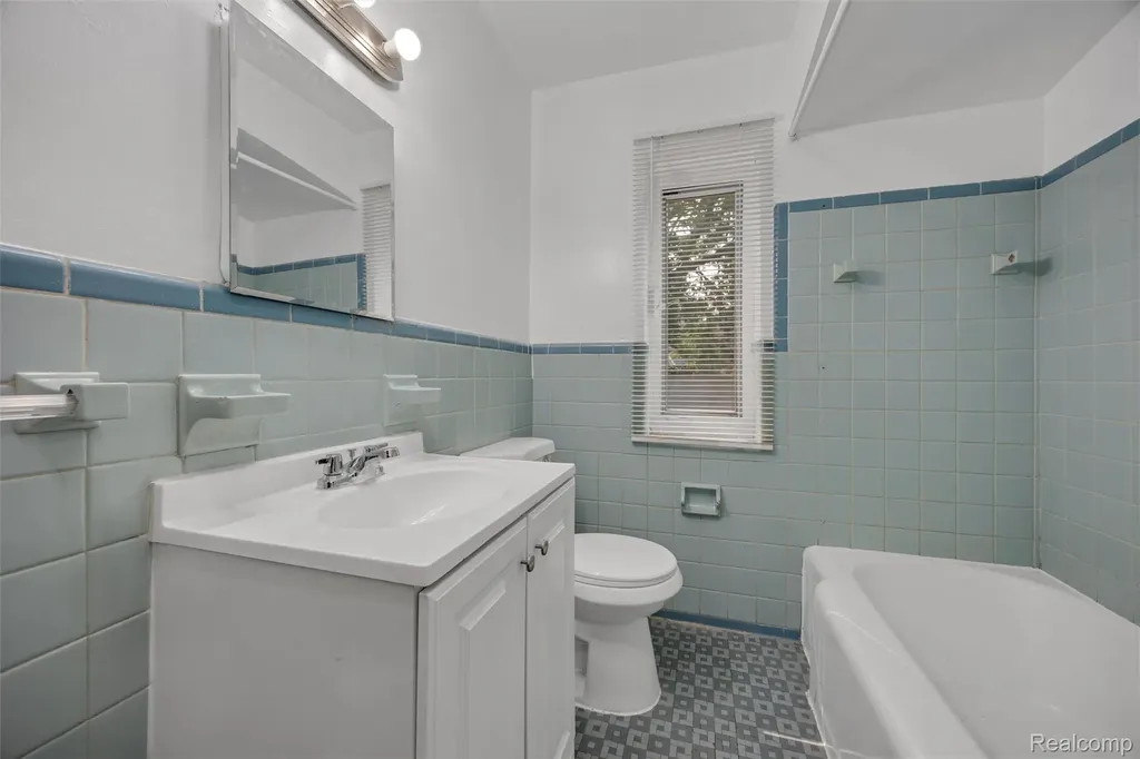 16531 Greenlawn Street Detroit City MI 48221