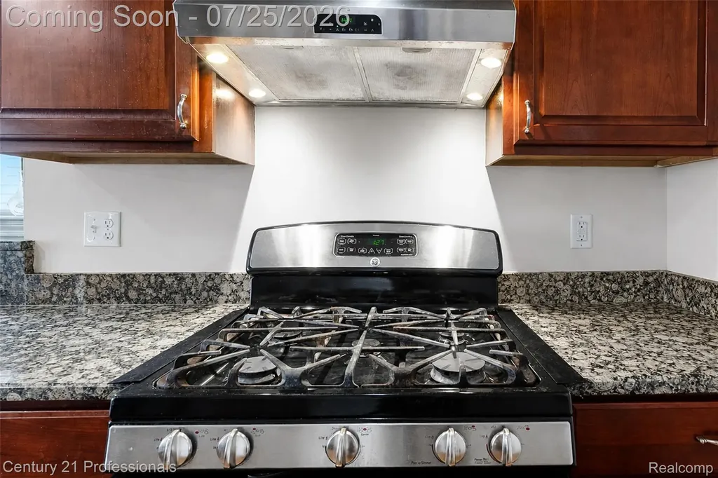 27089 Maxwell Court Novi City MI 48374