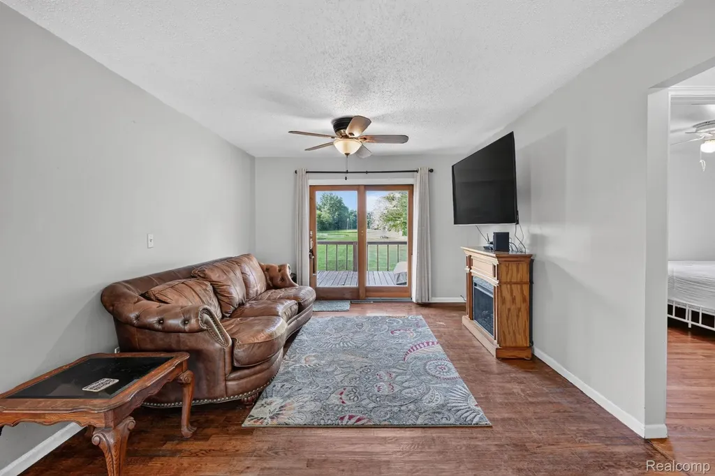 4184 W Lake Road Vienna Charter Township MI 48420