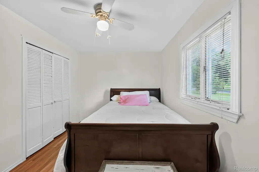4184 W Lake Road Vienna Charter Township MI 48420