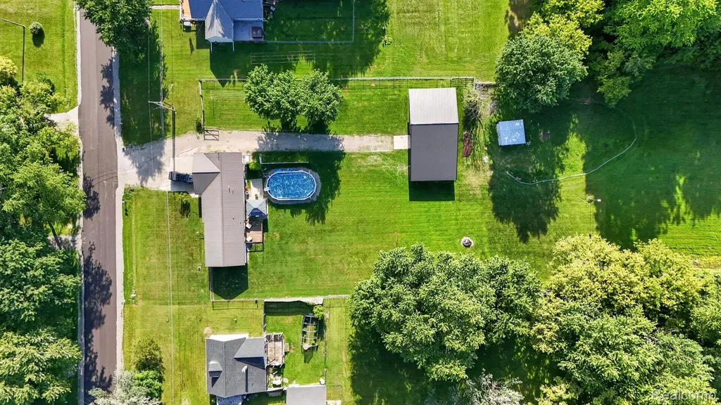 4184 W Lake Road Vienna Charter Township MI 48420