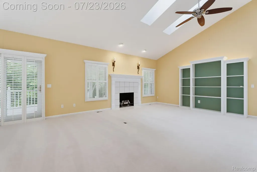 62910 Walker Court Washington Township MI 48094