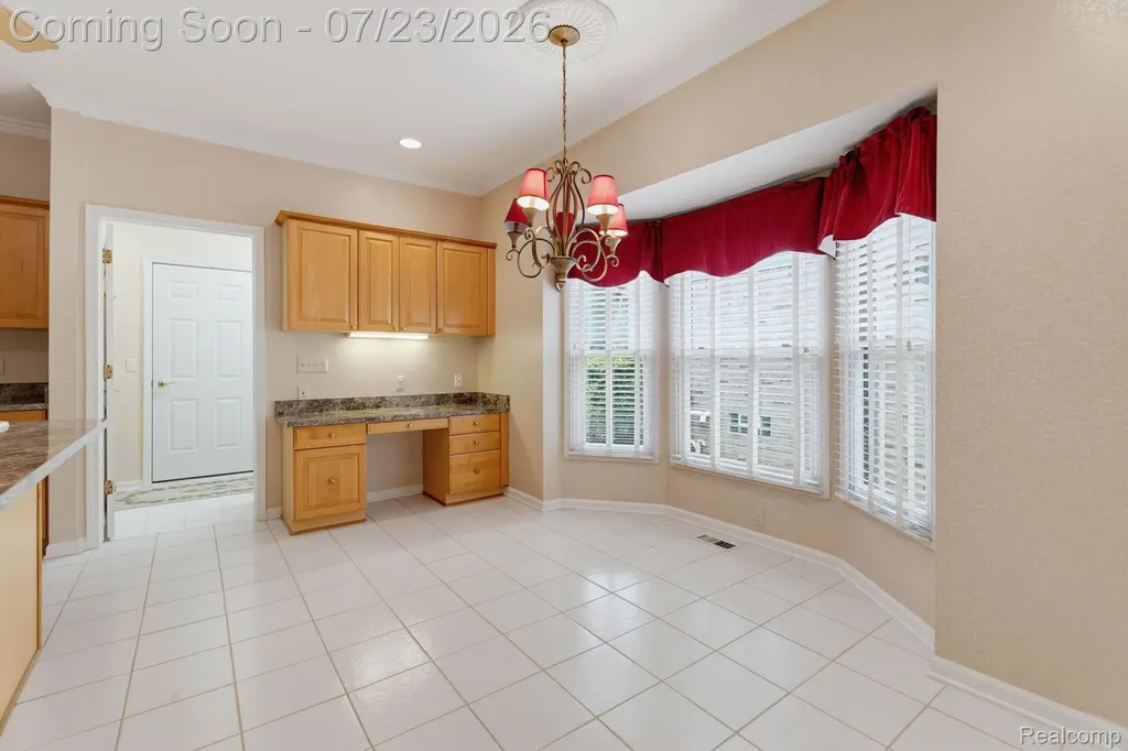 62910 Walker Court Washington Township MI 48094