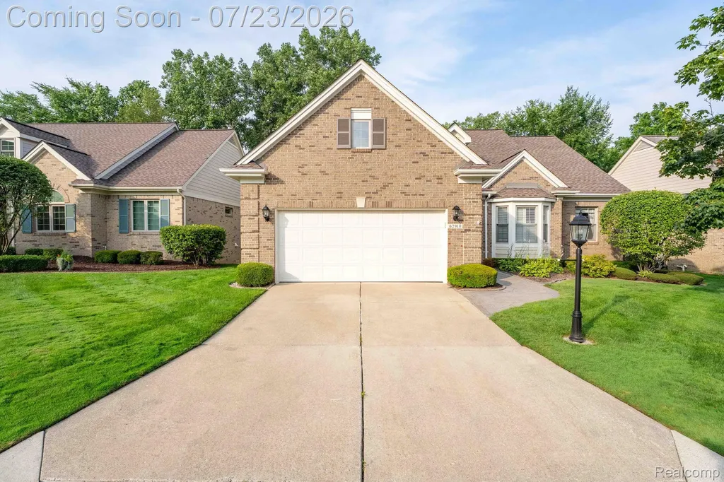 62910 Walker Court Washington Township MI 48094