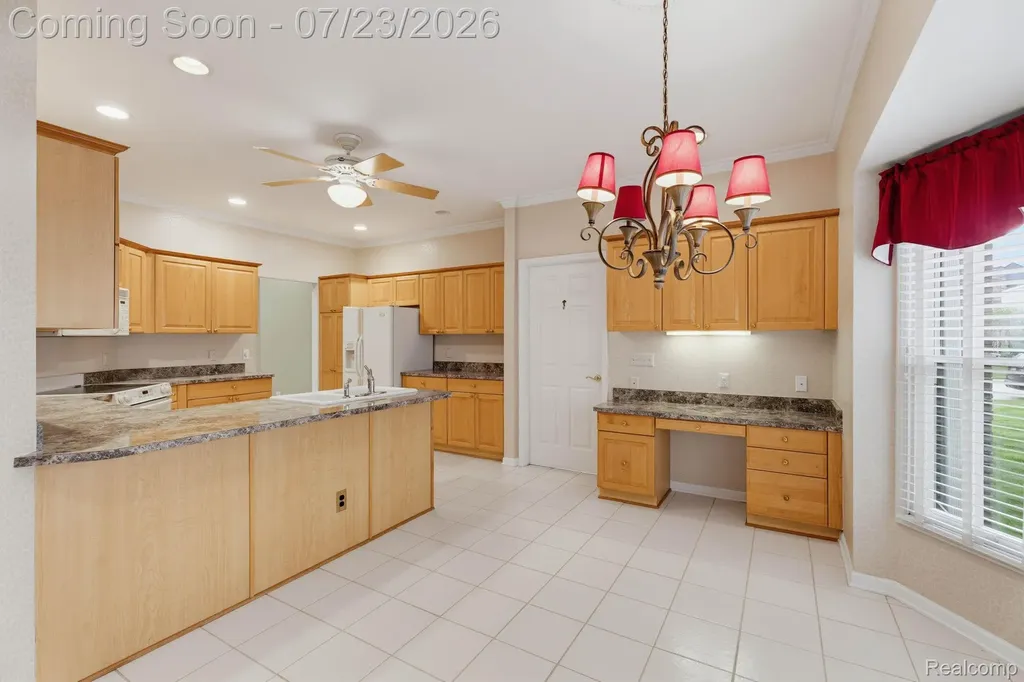 62910 Walker Court Washington Township MI 48094