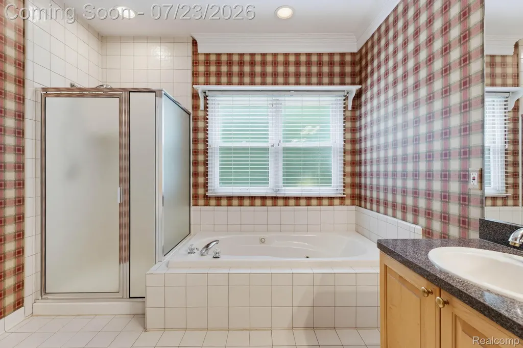 62910 Walker Court Washington Township MI 48094