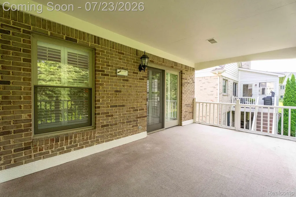 62910 Walker Court Washington Township MI 48094
