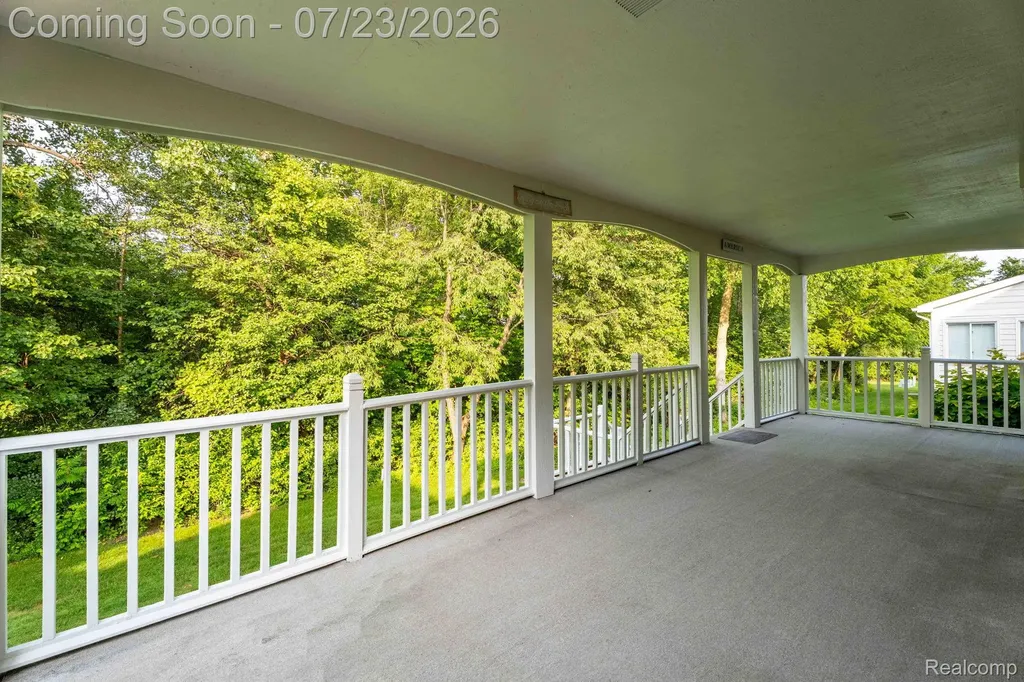 62910 Walker Court Washington Township MI 48094