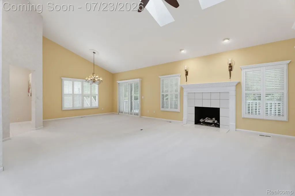 62910 Walker Court Washington Township MI 48094