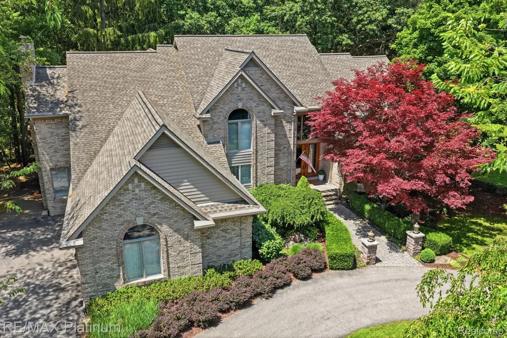 Genoa Township MI, 5458 Lake Ridge Drive