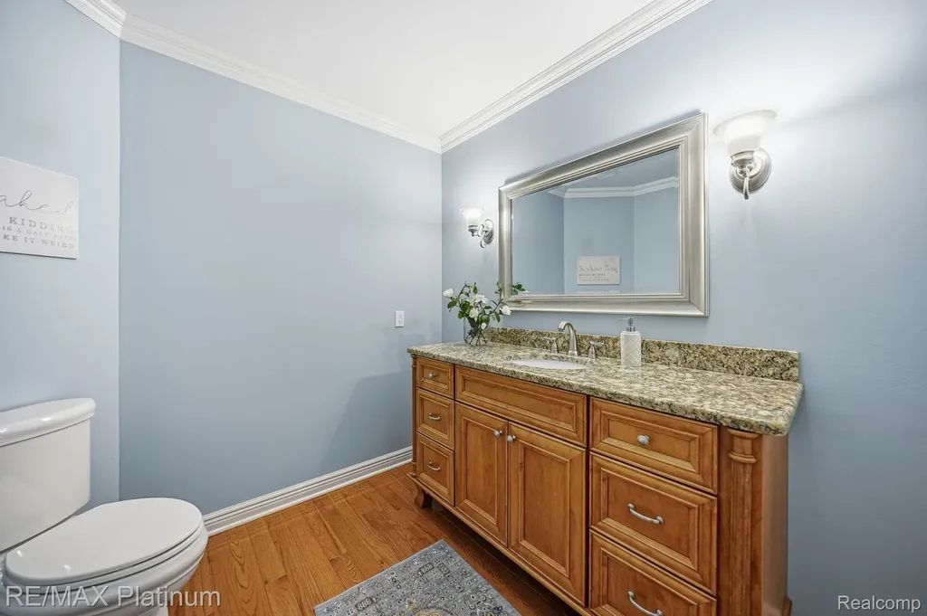 5458 Lake Ridge Drive Genoa Township MI 48116