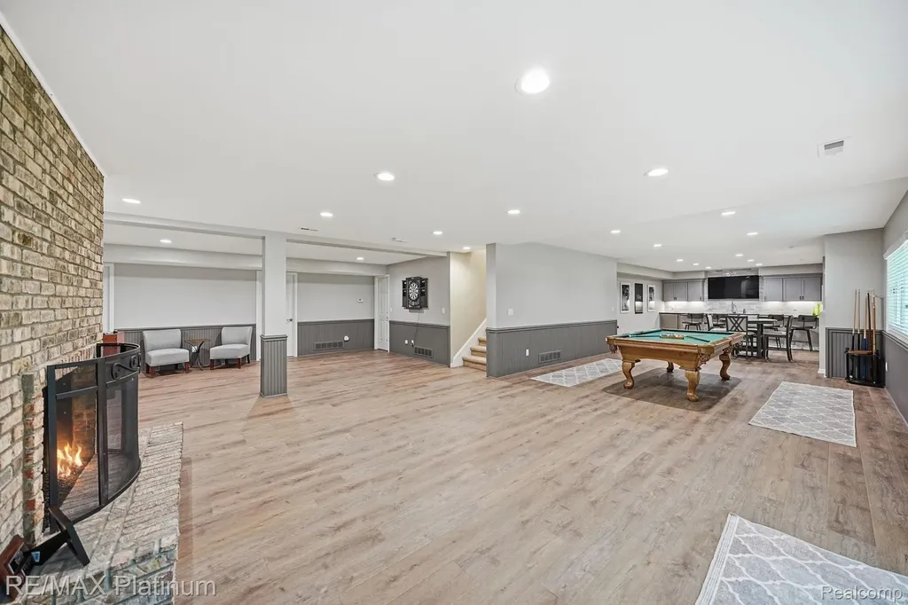 5458 Lake Ridge Drive Genoa Township MI 48116