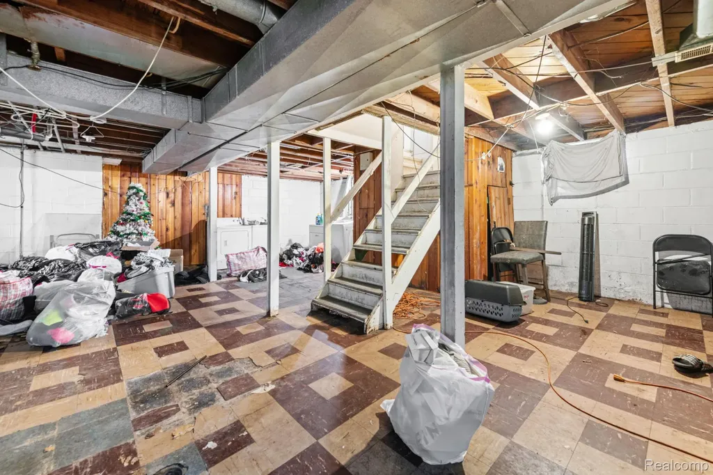 15650 Lappin Street Detroit City MI 48205