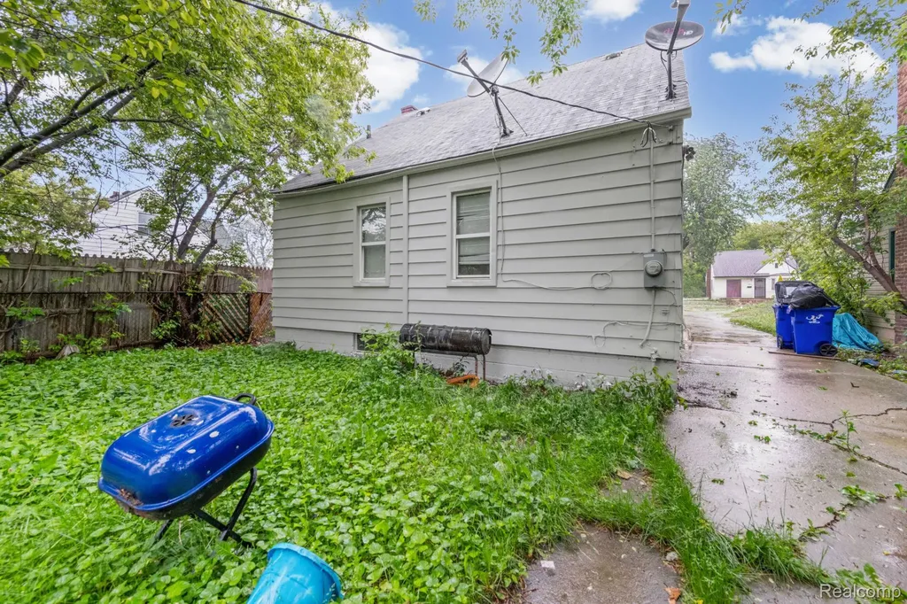 15650 Lappin Street Detroit City MI 48205