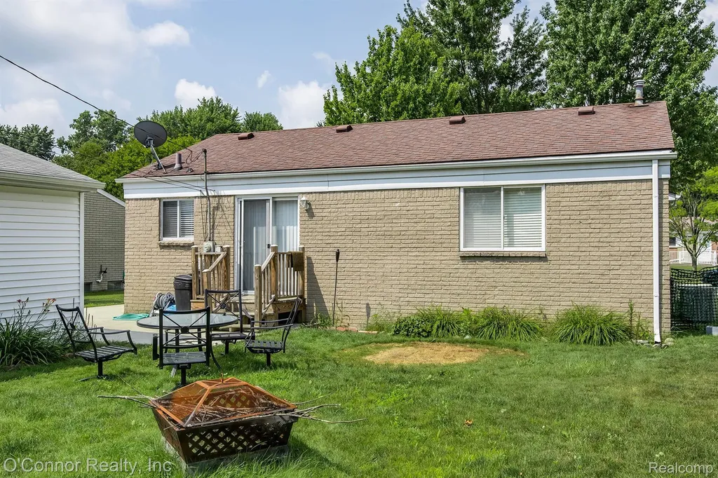 655 Georgia Avenue Marysville City MI 48040