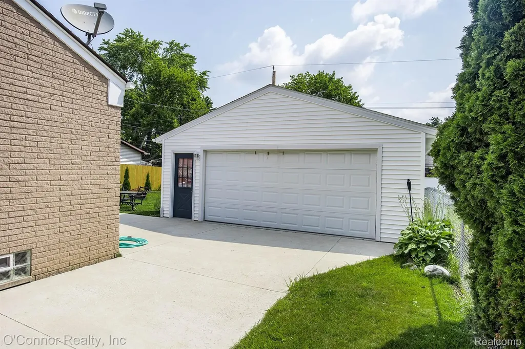 655 Georgia Avenue Marysville City MI 48040