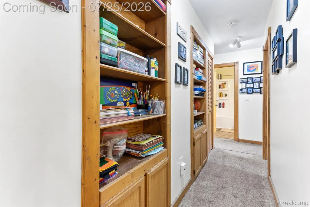 10696 Van Buren Lane Van Buren Charter Township MI 48111