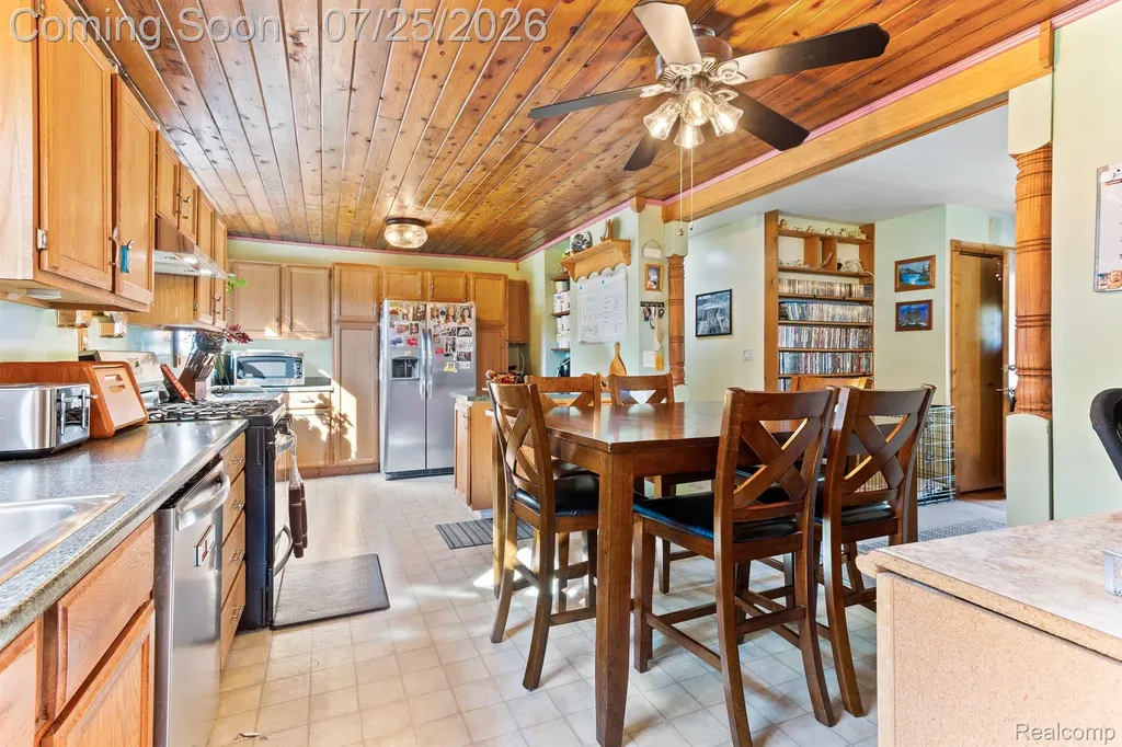 10696 Van Buren Lane Van Buren Charter Township MI 48111
