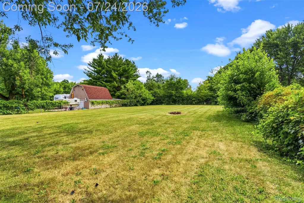 7443 Lawrence Street Mundy Township MI 48439