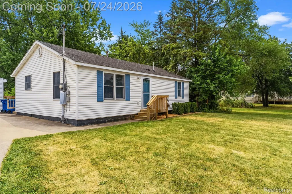 7443 Lawrence Street Mundy Township MI 48439