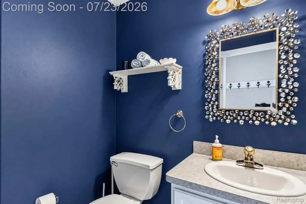 46025 Duke Drive Chesterfield Township MI 48051