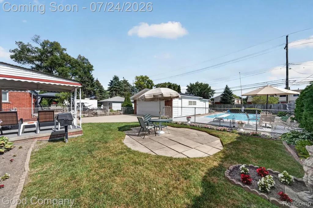 8308 Darlene Street Warren City MI 48093